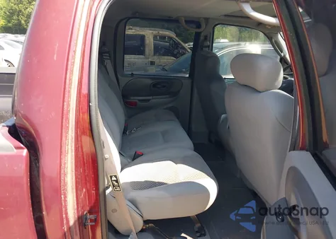 2003 Ford F-150 Lariat/Xlt from USA, damaged, VIN 1FTRW08L93KB70001